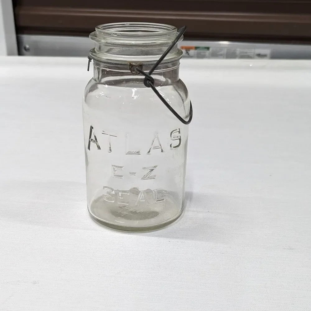 Vintage Atlas E-Z Seal Clear‎ Quart Canning Jar